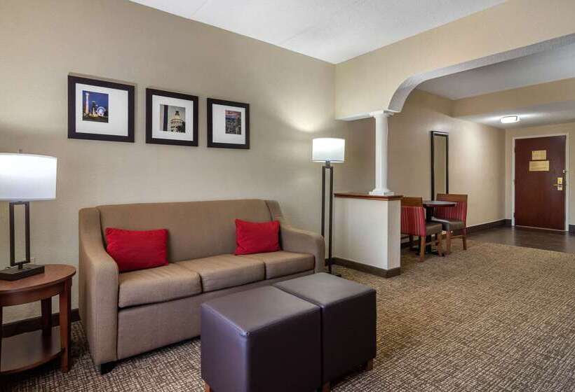 فندق Comfort Suites Woodstock   Atlanta North