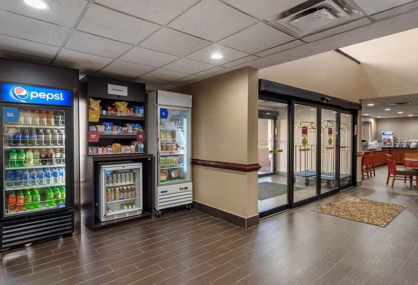 فندق Comfort Suites Woodstock   Atlanta North