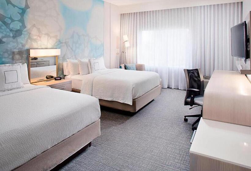 فندق Courtyard By Marriott West Palm Beach Airport