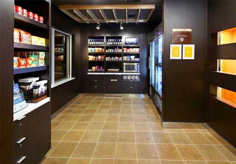 فندق Courtyard By Marriott West Palm Beach Airport