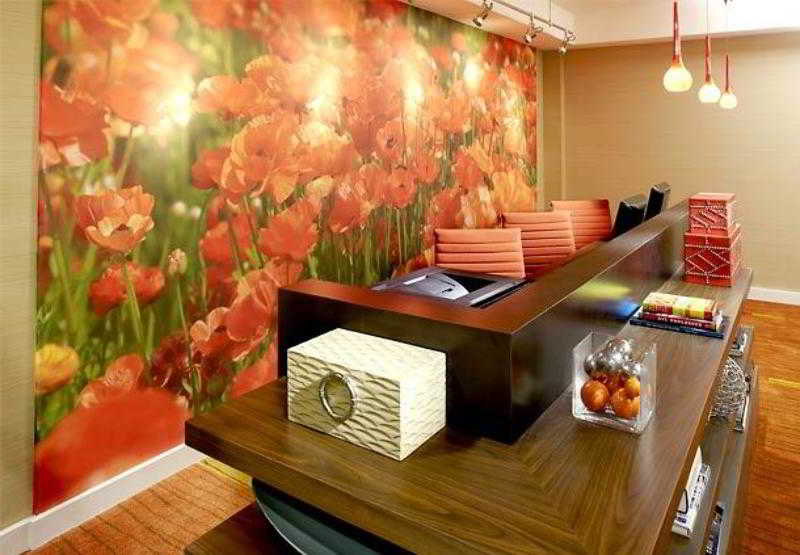 فندق Courtyard By Marriott West Palm Beach Airport