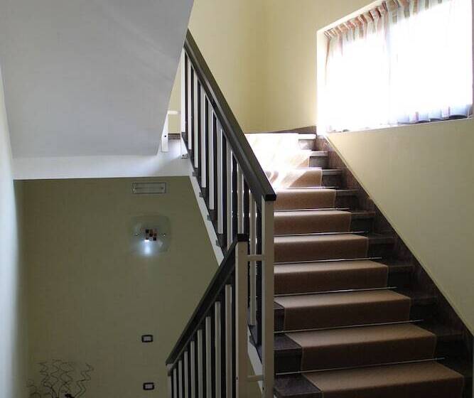 فندق Cristal Eboli