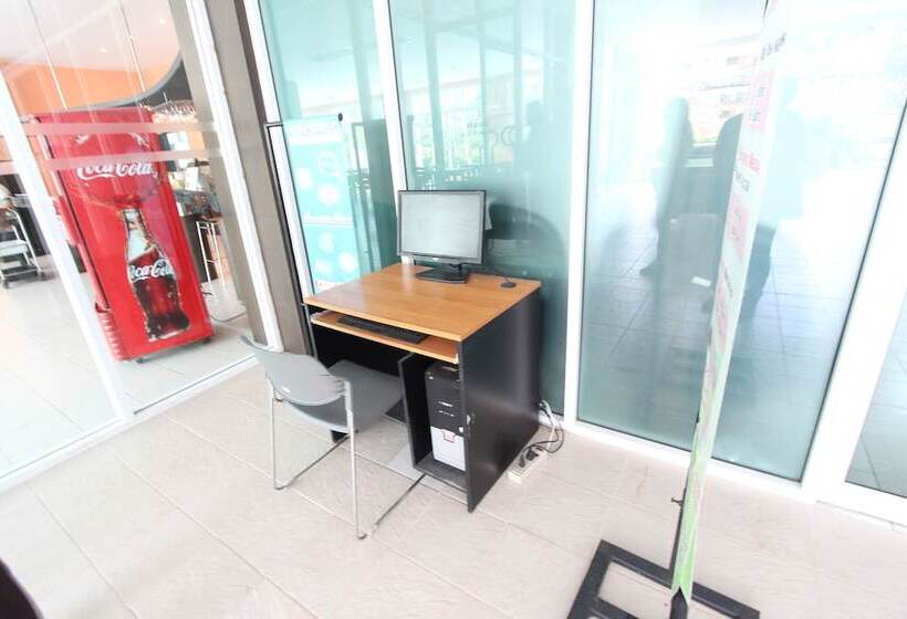 هتل Crown Pattaya Beach