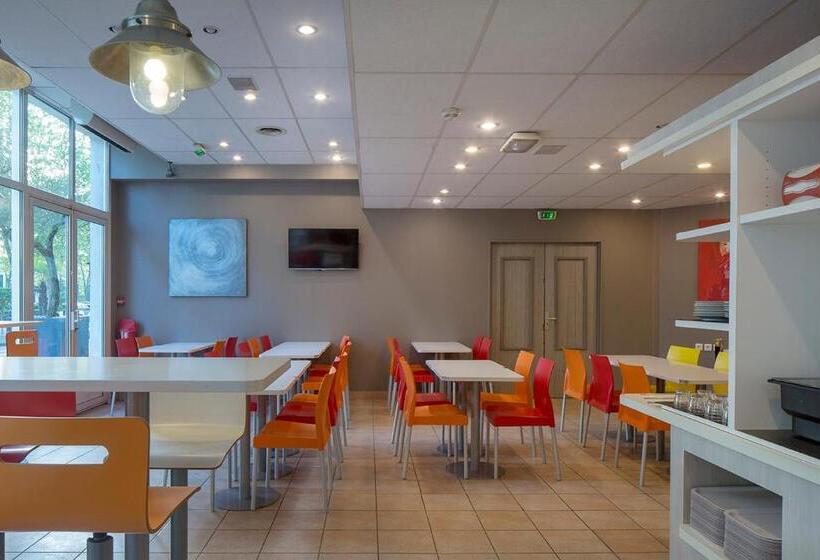 Cyan Hotel   Roissy Villepinte Parc Des Expositions