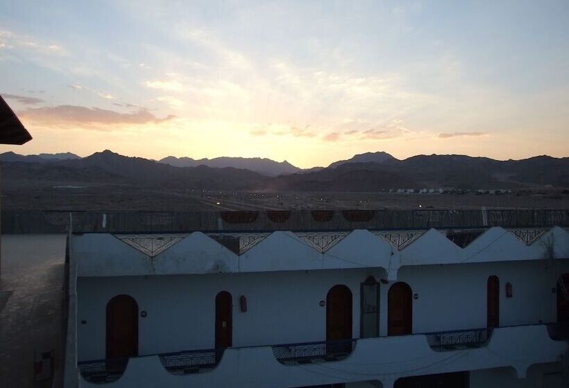 هتل Dahab Plaza