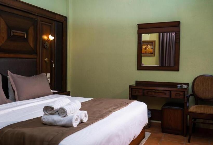 ホテル Dellas Boutique