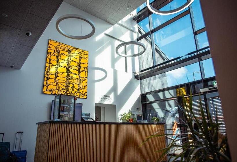 בית מלון כפרי Djurhuus