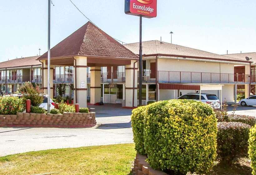 فندق Econo Lodge Inn & Suites Near Bricktown