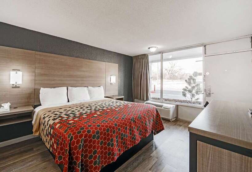 فندق Econo Lodge Inn & Suites Near Bricktown