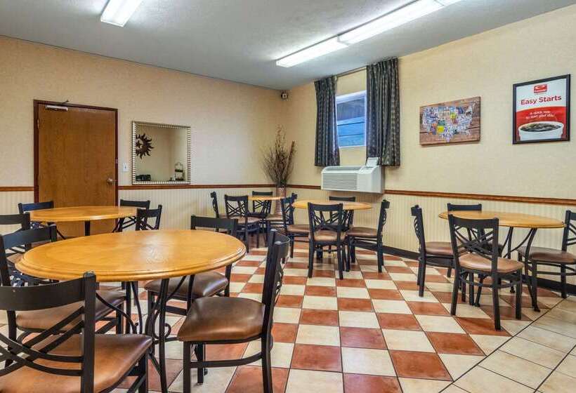 فندق Econo Lodge Kent   Akron West