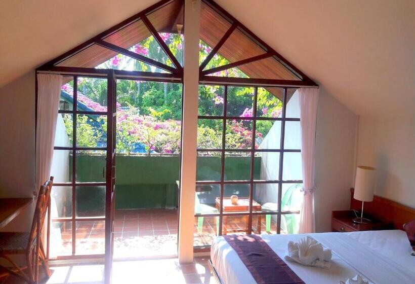 Отель Ekman Garden Resort