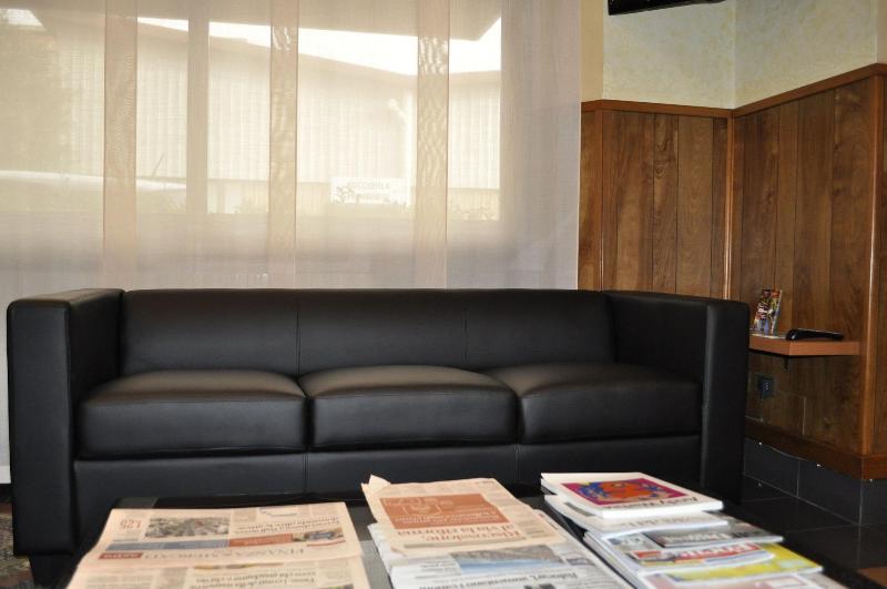 ホテル Est Piombino