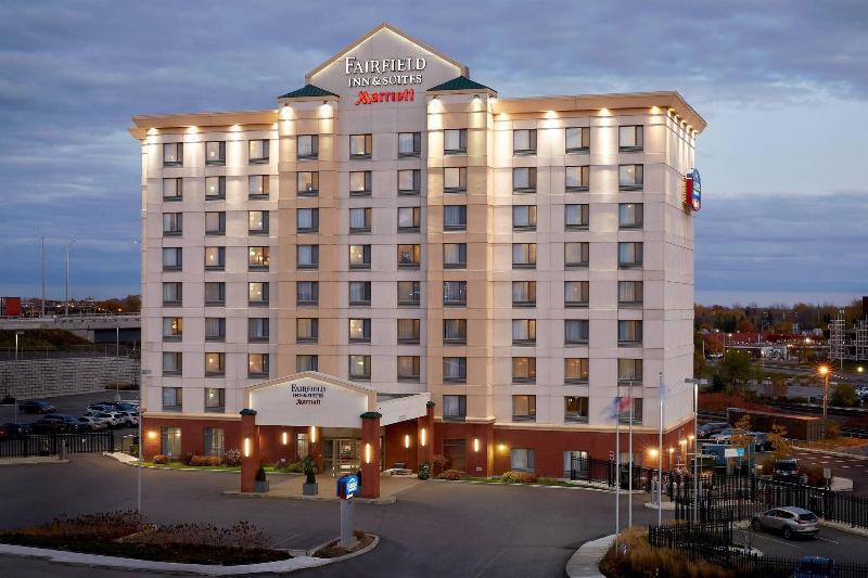 酒店 Fairfield Inn & Suites By Marriott Montreal Airport