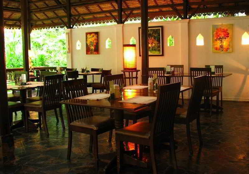 فندق Fern Resort Mae Hong Son