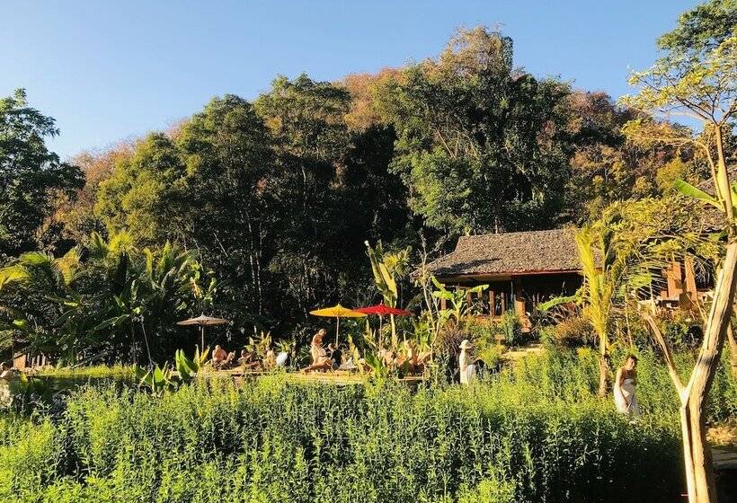 فندق Fern Resort Mae Hong Son