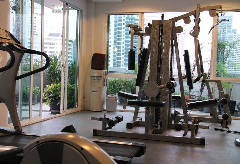 ホテル Furamaxclusive Asoke  Bangkok