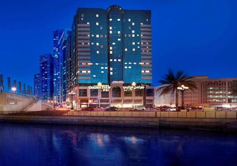 هتل Golden Tulip Sharjah