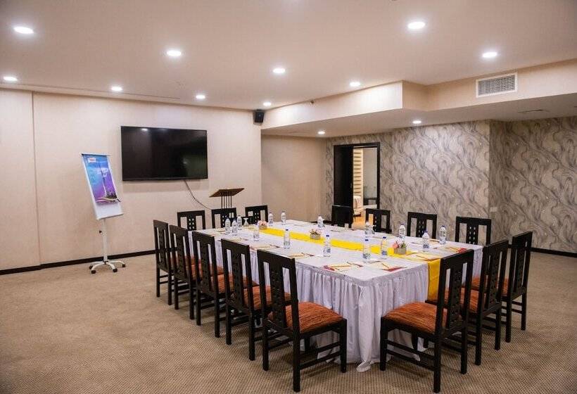 Grandeur Hotel Al Barsha