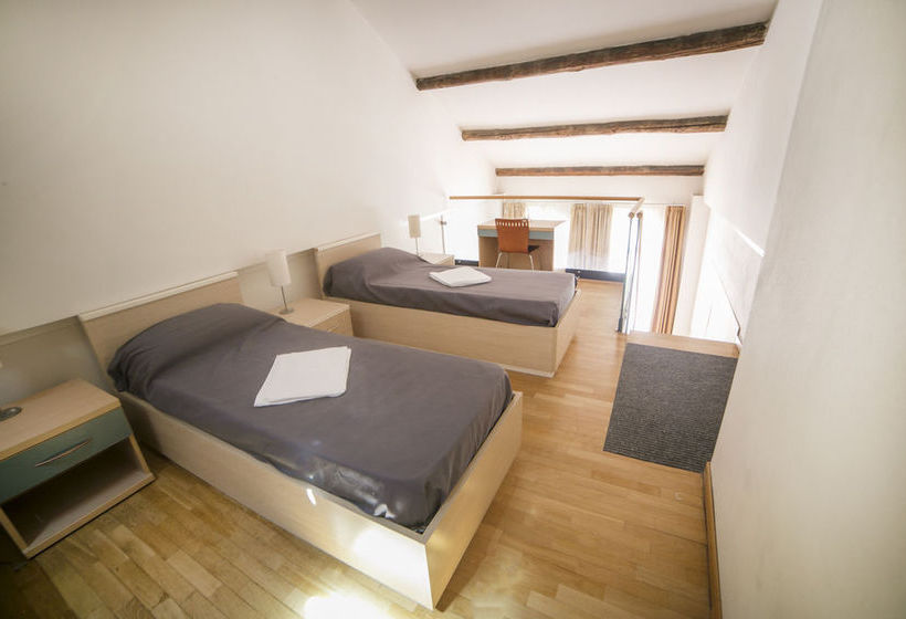 בית מלון כפרי Sunny Terrace Hostel