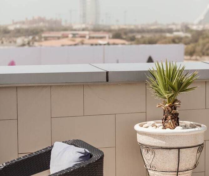 هتل Holiday Inn Dubai Al Barsha, An Ihg