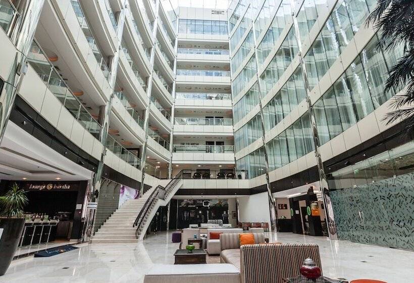 هتل Holiday Inn Dubai Al Barsha, An Ihg