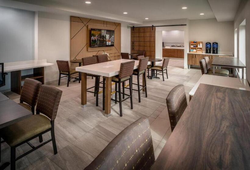 בית מלון כפרי Holiday Inn Express Charleston/kanawha City, An Ihg