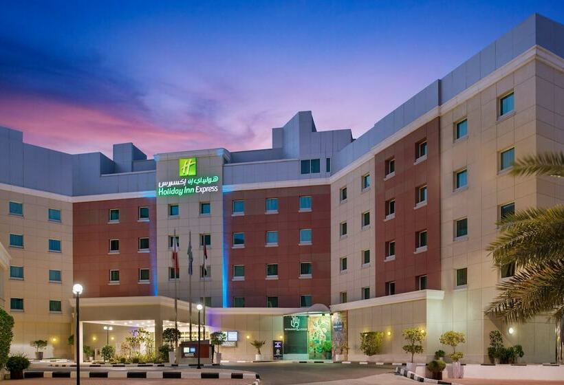 هتل Holiday Inn Express Dubai Internet City, An Ihg