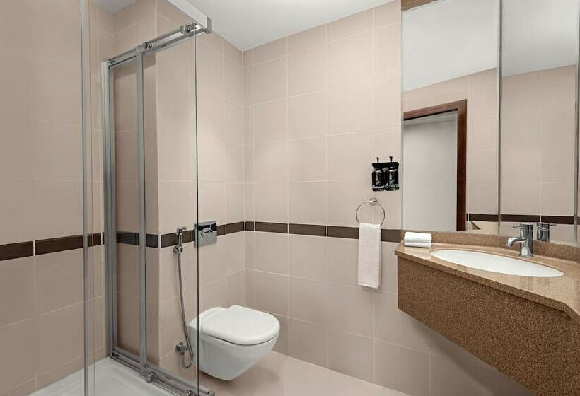 هتل Holiday Inn Express Dubai Internet City, An Ihg