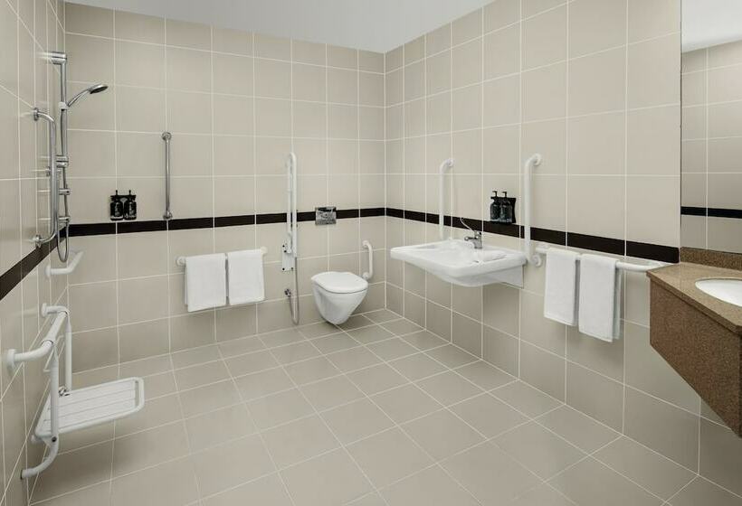 هتل Holiday Inn Express Dubai Internet City, An Ihg