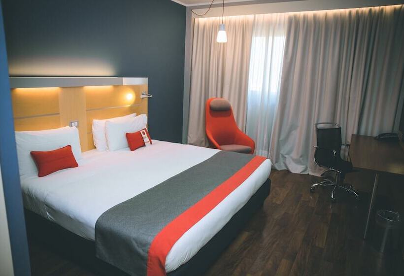 호텔 Holiday Inn Express Milan Malpensa Airport, An Ihg