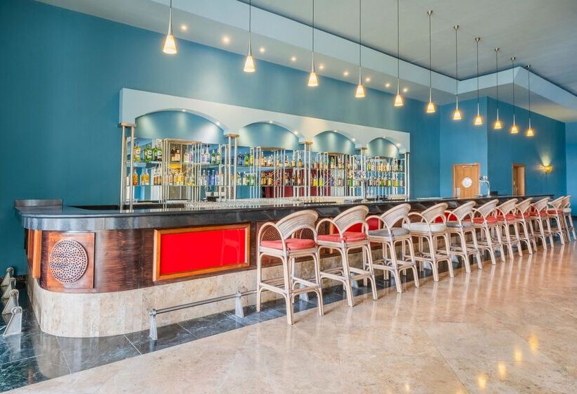 هتل Iberostar Waves Rose Hall Beach