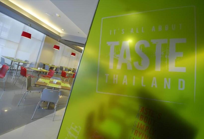 호텔 Ibis Bangkok Sukhumvit 4