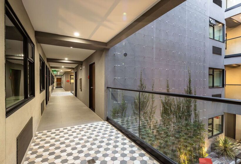 Infinity Hotel San Francisco, Tapestry Collection By Hilton