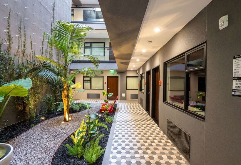 Infinity Hotel San Francisco, Tapestry Collection By Hilton