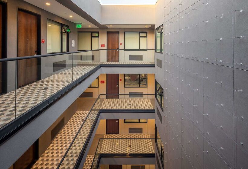 Infinity Hotel San Francisco, Tapestry Collection By Hilton