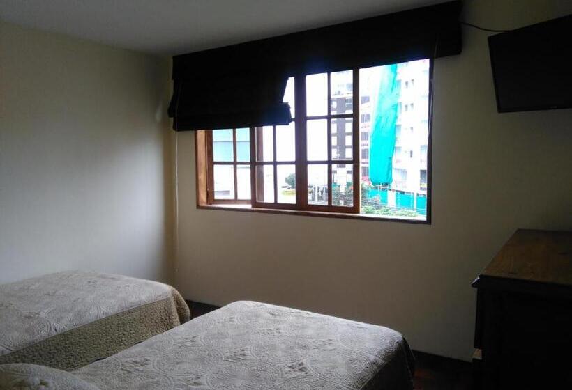 هتل Inkawasi Miraflores Hostel