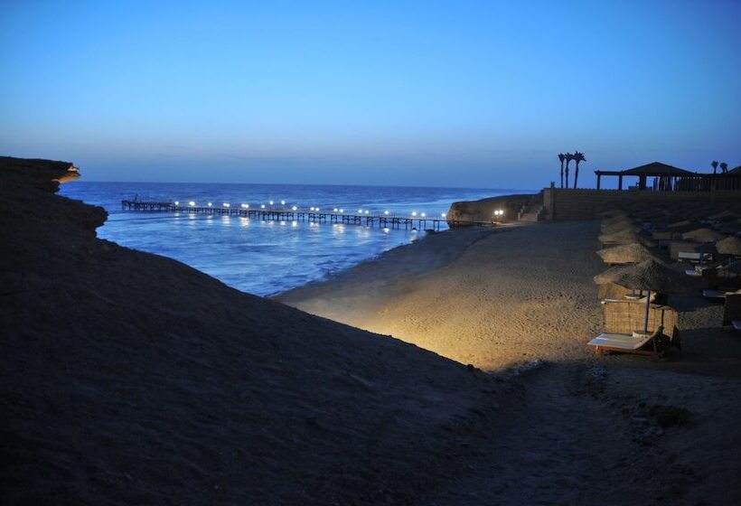 בית מלון כפרי Jaz Neo Reef Marsa