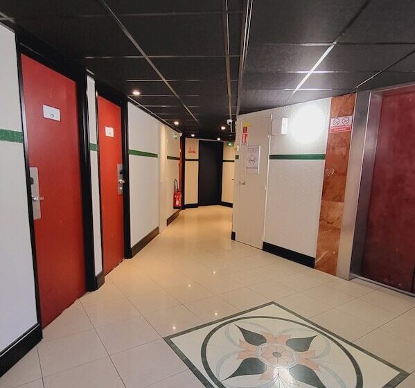 호텔 Ibis Styles Paris Hippodrome De Vincennes
