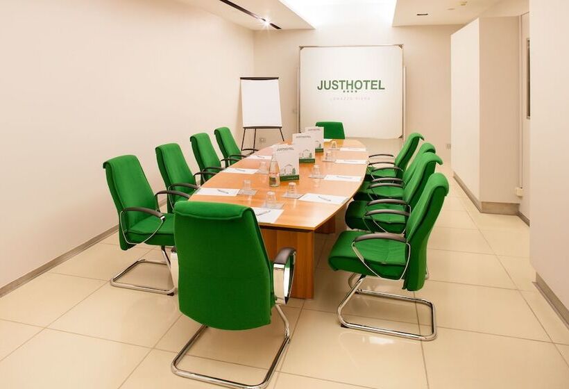 Just Hotel Lomazzo Fiera