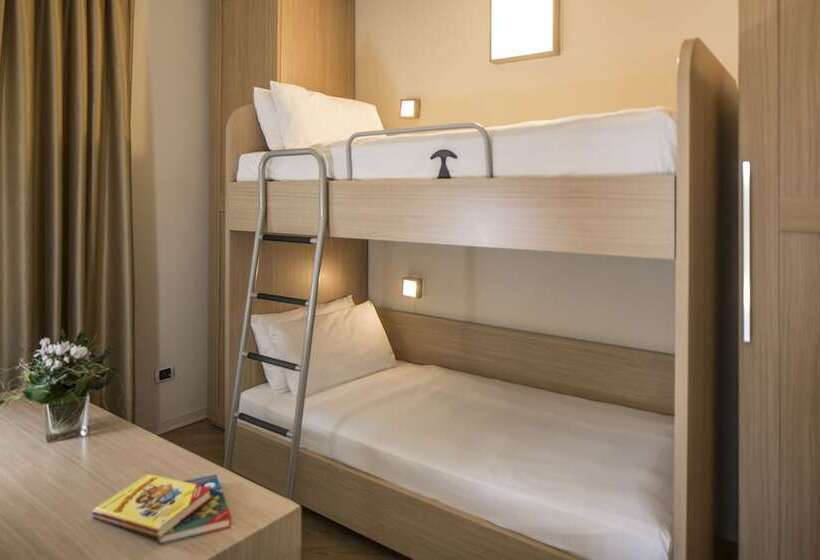 فندق Resort Lake Garda