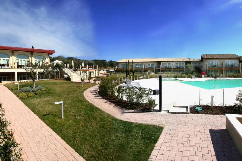 호텔 Resort Lake Garda