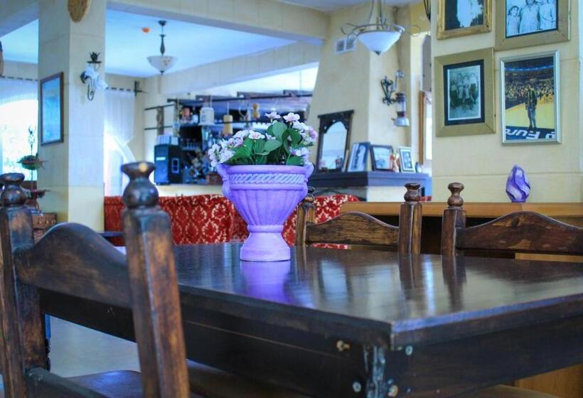 Отель Lapida Garden