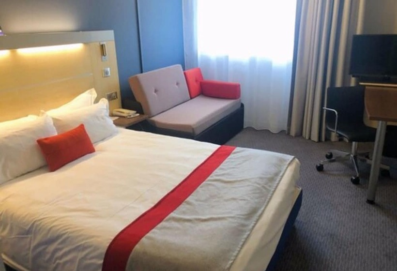 Отель Le Domaine Des Fontaines   Hôtel & Petit Déjeuner