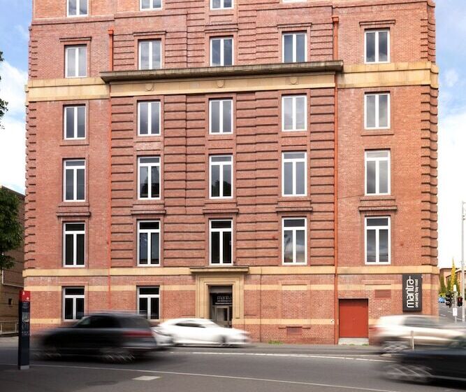 ホテル Mantra One Sandy Bay Road