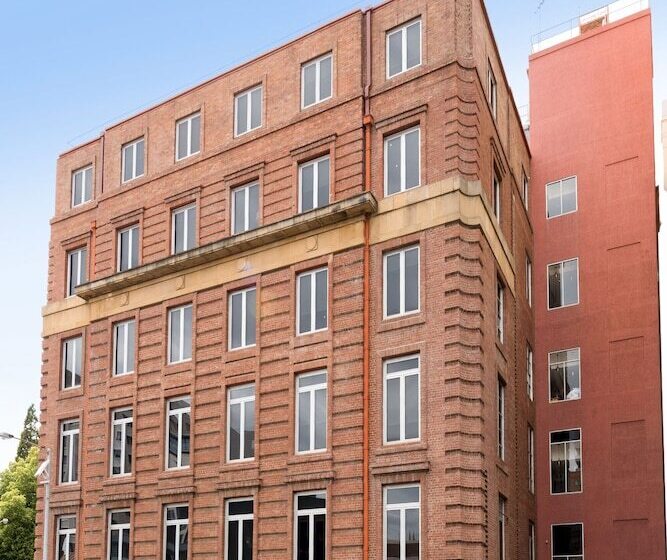 هتل Mantra One Sandy Bay Road