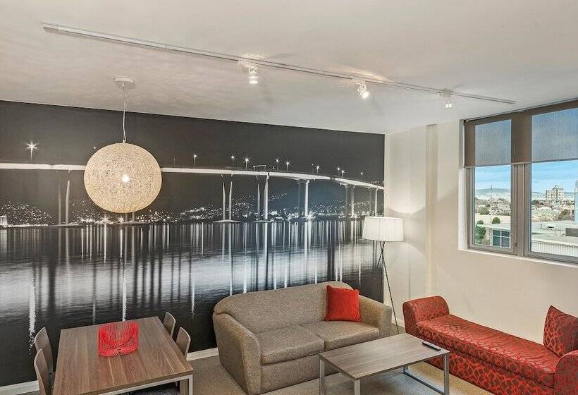 هتل Mantra One Sandy Bay Road