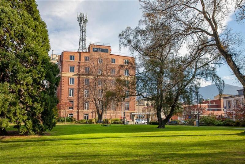 ホテル Mantra One Sandy Bay Road