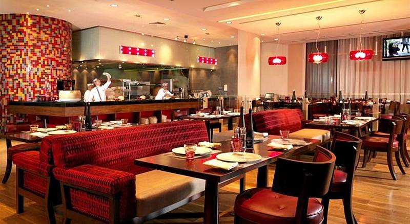 هتل Media Rotana Dubai