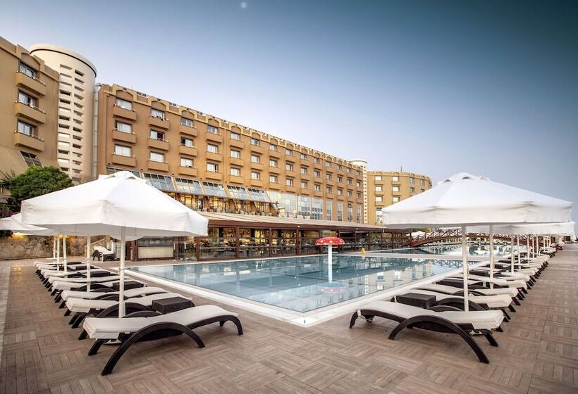 Merit Park Hotel Casino & Spa