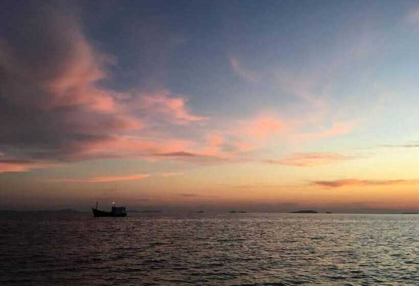 هتل Mooban Talay Resort